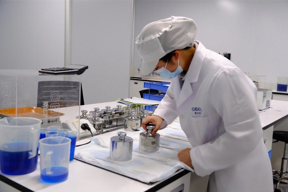 Adult diaper OEM production process and quality control at Easy Hygienic